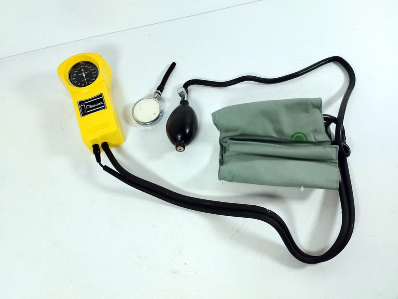 maletin tensiometro plast 17x21x7_5 1u